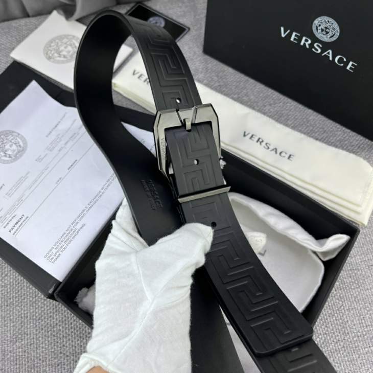 Picture of Versace Belts _SKUfw144942740fw